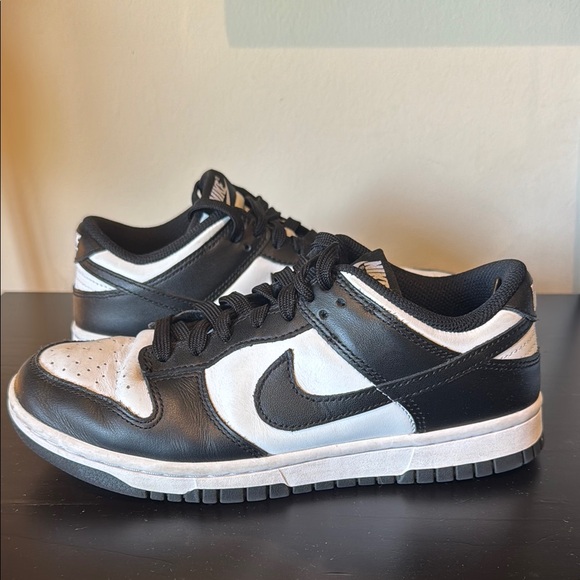 Classic Nike Black & White Low Pandas kids Sneakers UK2 Black & white BB001 main image 0
